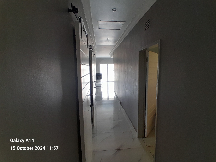 6 Bedroom Property for Sale in Protea Park North West